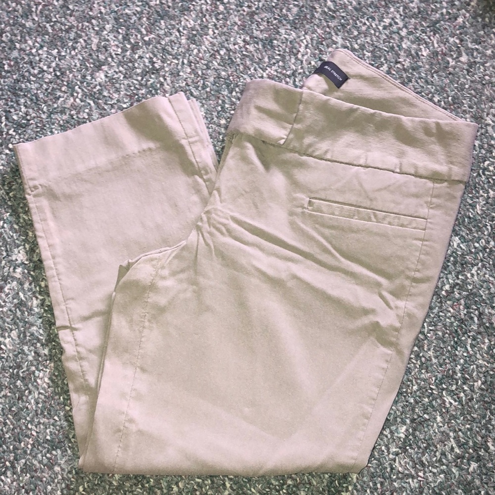 Gray cropped dress pants